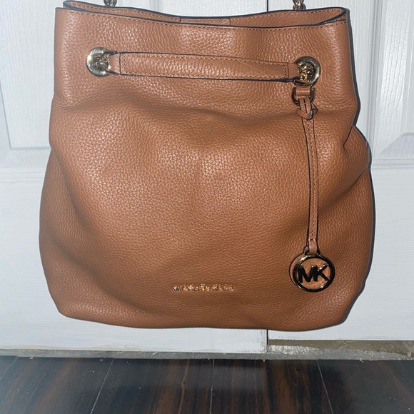 Michael Kors Cross Body Purse - Picture 5 of 8